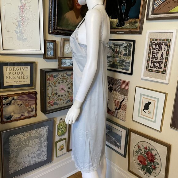 70s Vintage Hanna Womens Gray Nylon Slip Dress with Lace Size 36 Made In Canada - Picture 3 of 5